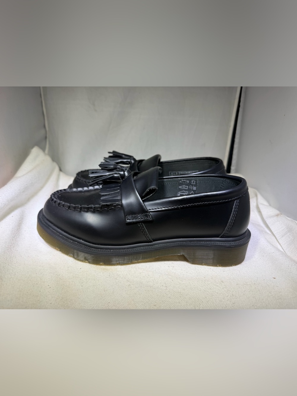Dr. Martens Adrian Tassel Leather Shoes Authentic EUC US Women’s 6, Men’s 5 Doc